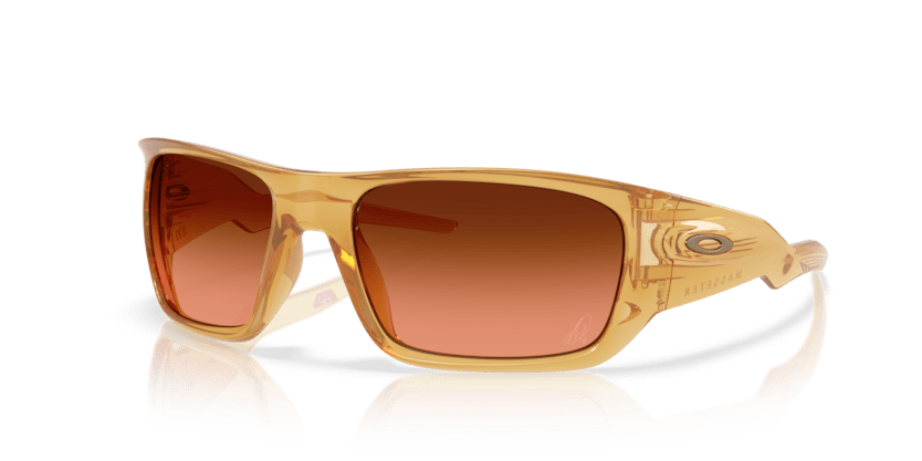 Oakley Masseter Translucent Light Curry - OnSize