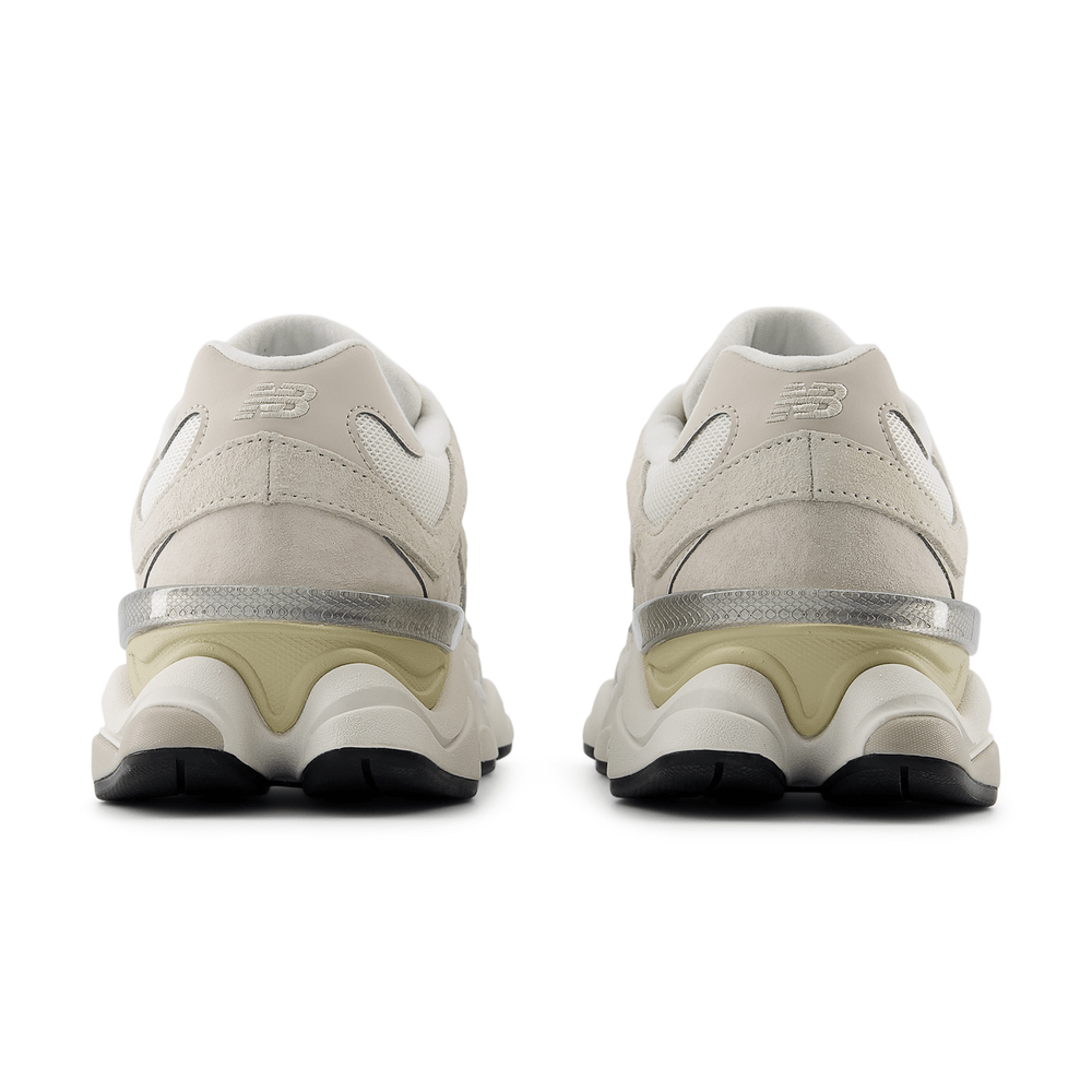 New Balance 9060 Sea Salt Moonbeam - OnSize